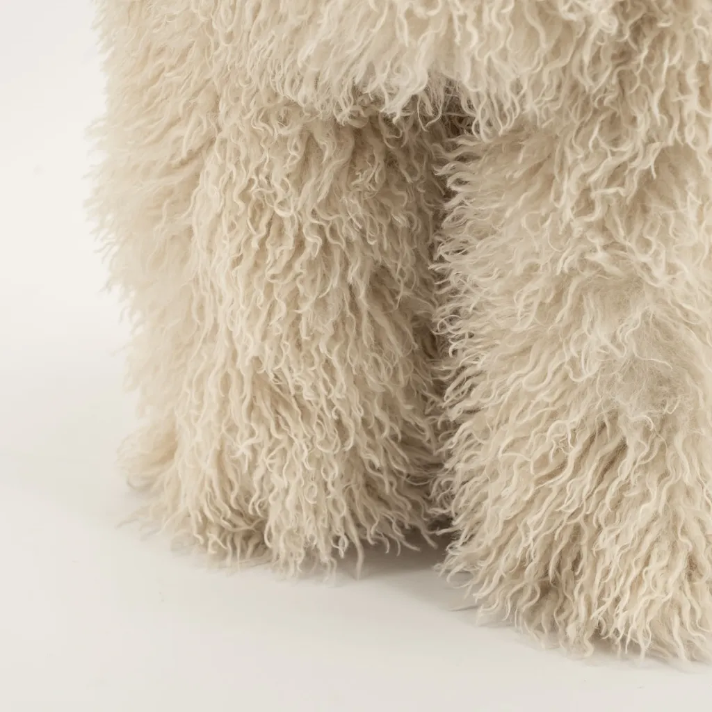 Doodly_stool_beige_detail1_250237 .webp