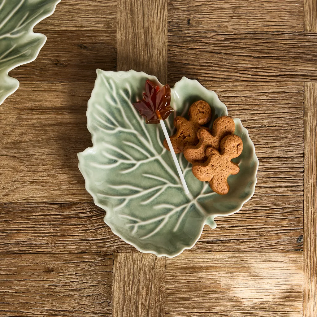 Autumn_LeafPlate_M_583020-1.webp