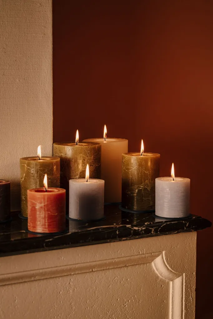 Rustieke Cilinderkaars Grijs M - 0633254.479_AtmosphericPhoto_0.webp