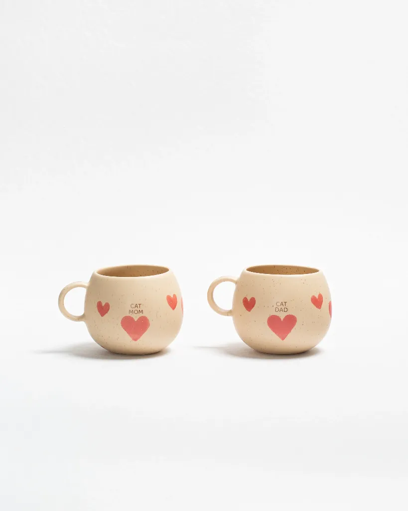 cozy-hearts-stoneware-mug-500ml-cat-dad+mom-01.webp