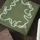 napkin_bows_green_20240420_sfeer03.webp
