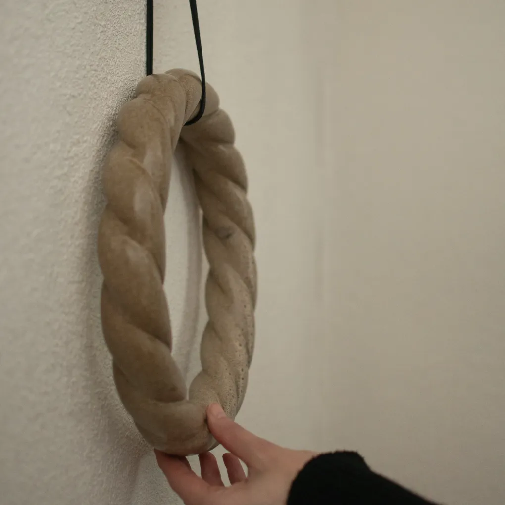 twine_wreath_beige_20230604be_sfeer01.webp